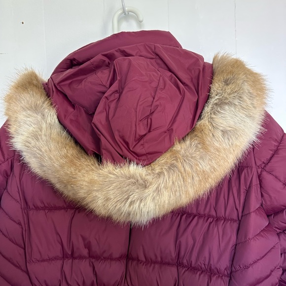 Perfect Condition Michael Kors Puffy Coat Jacket Raspberry Maroon Fur Hood - Picture 7 of 9
